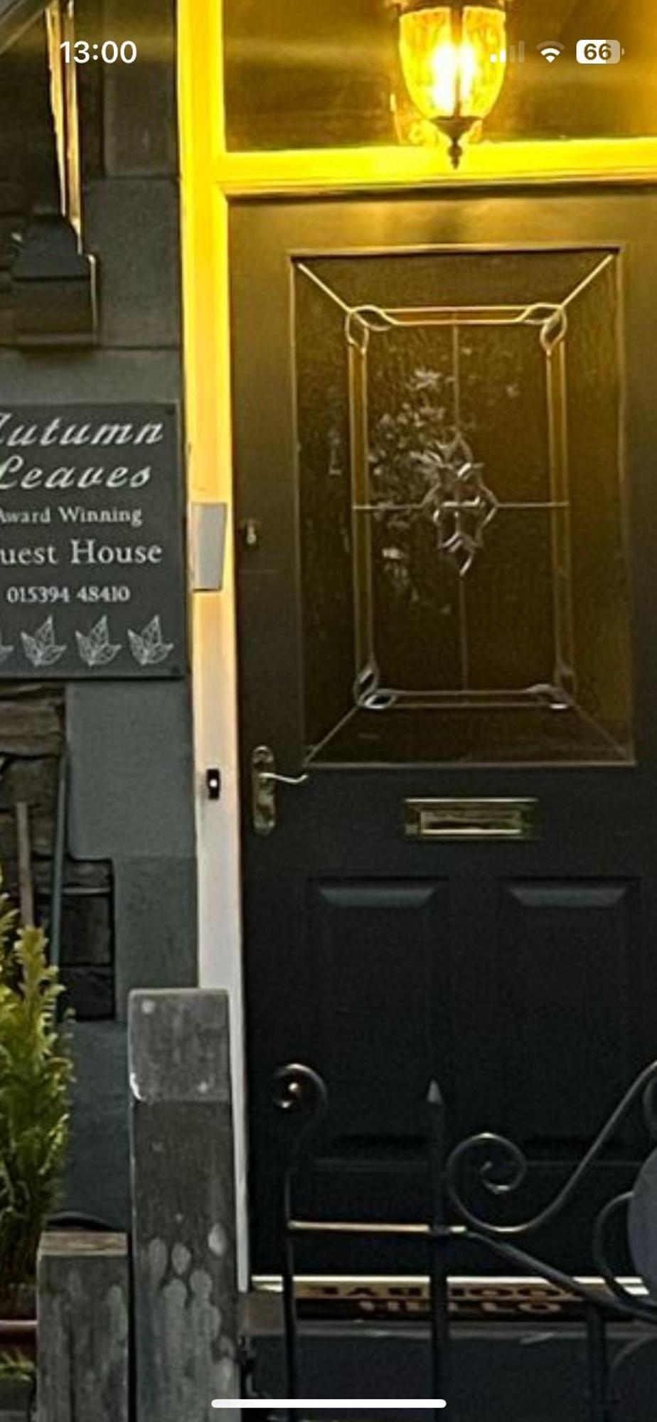 Autumn Leaves Guest House วินเดอร์เมียร์ ภายนอก รูปภาพ